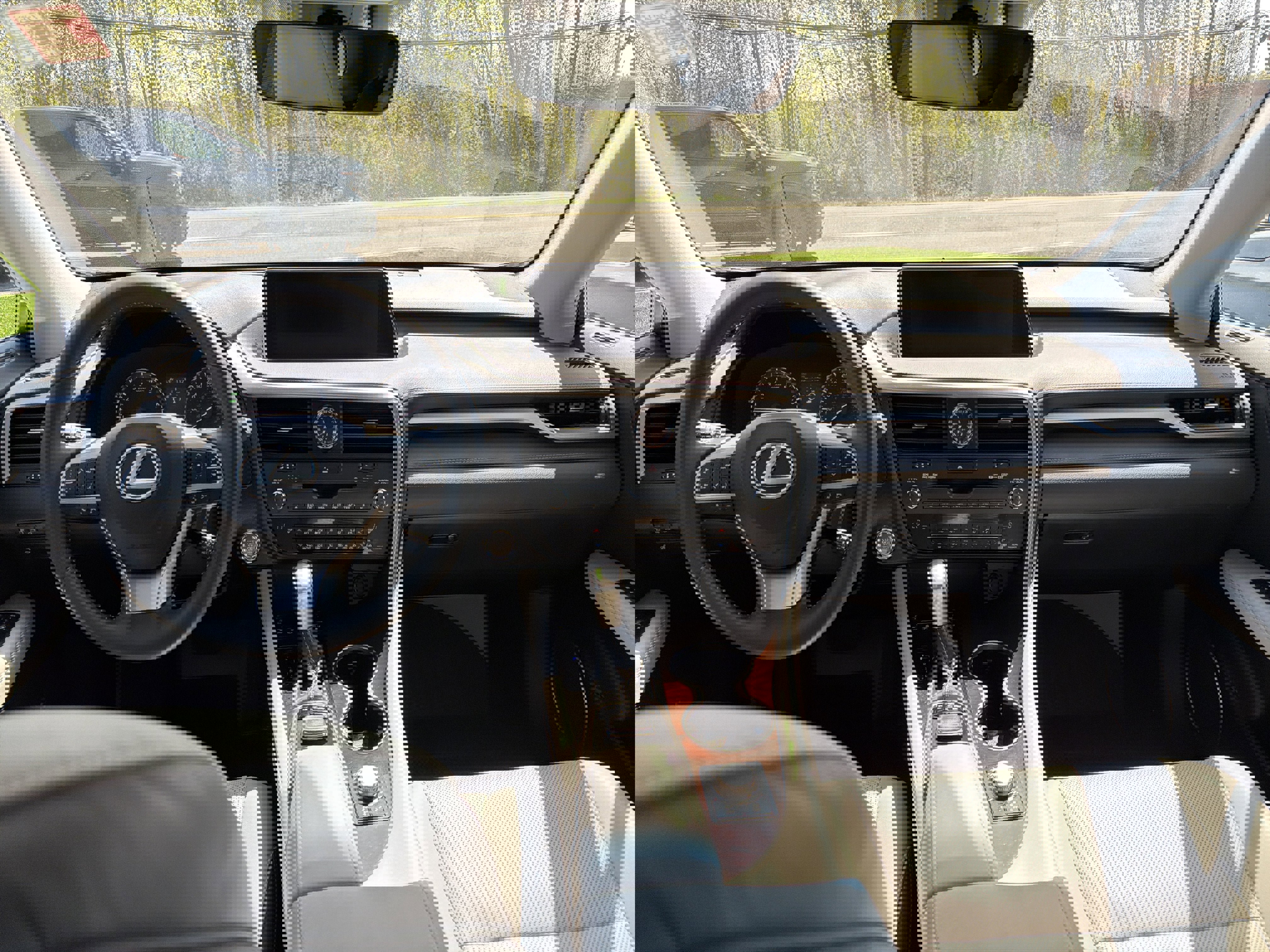 Used 2017 Lexus RX 350 AWD w/ Premium Package image 9