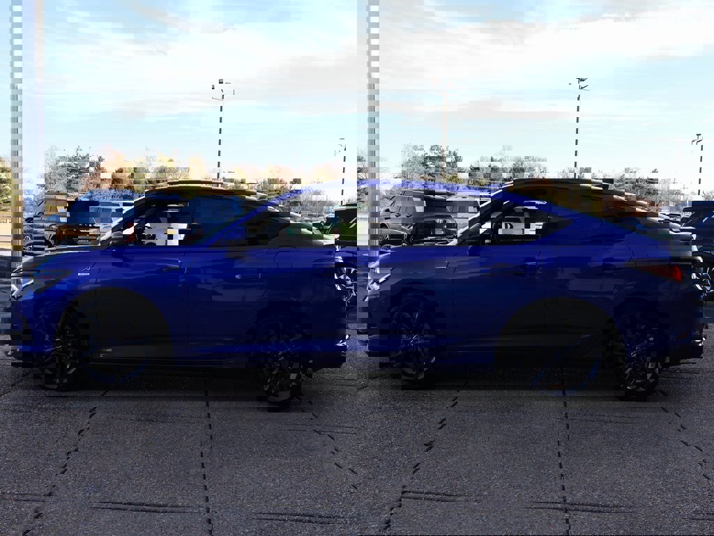 Used 2023 Acura Integra A-Spec image 3