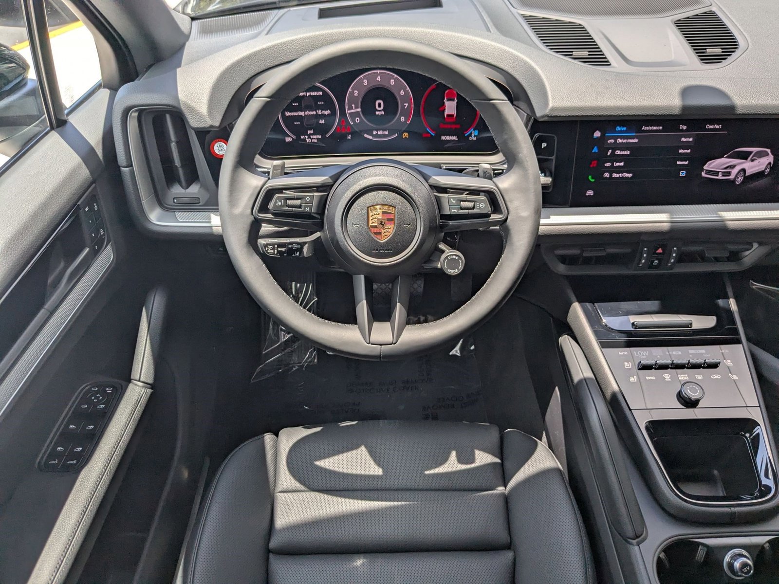 New 2025 Porsche Cayenne image 20