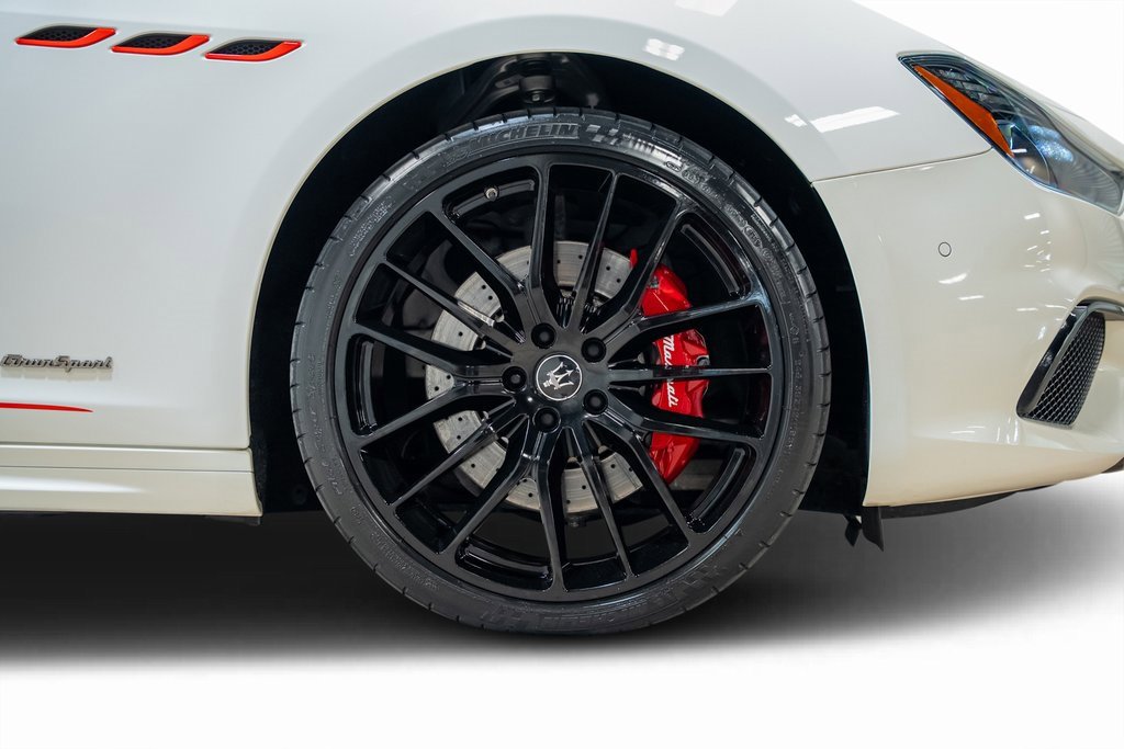 Used 2021 Maserati Ghibli S GranSport image 23