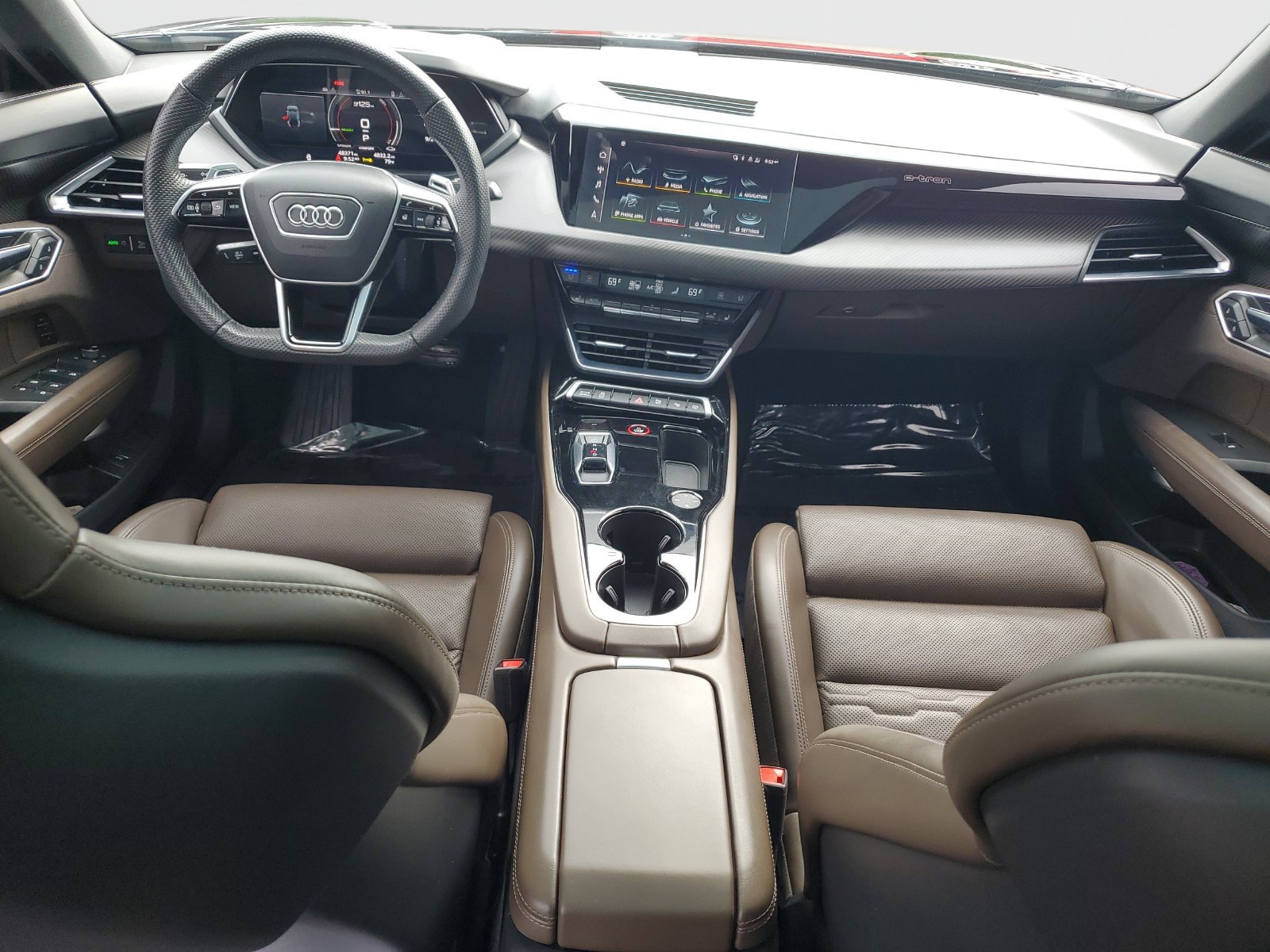 Used 2023 Audi e-tron GT Prestige AWD/4WD image 10