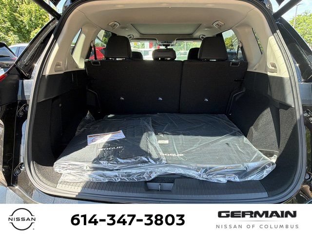 New 2026 Nissan Rogue Dark Armor AWD/4WD image 10