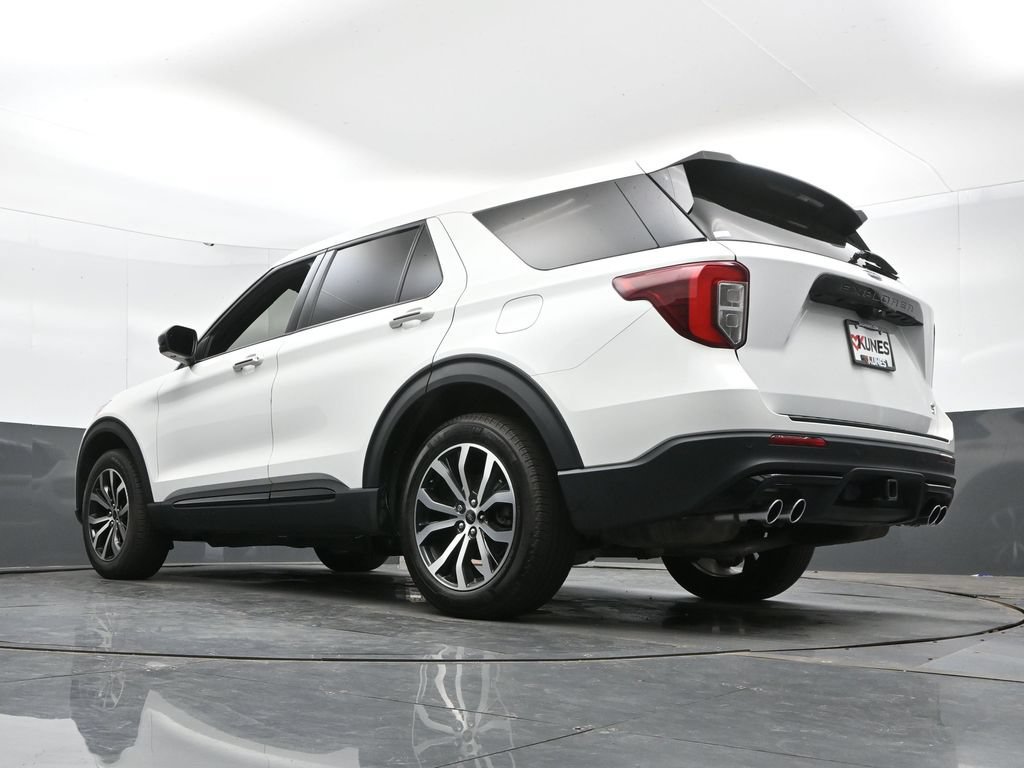 Used 2022 Ford Explorer ST AWD/4WD image 31