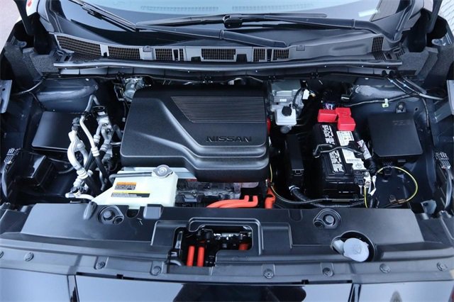 Certified 2024 Nissan Leaf SV Plus image 25