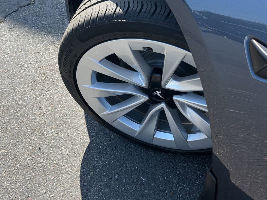 Used 2021 Tesla Model 3 Long Range AWD/4WD image 9