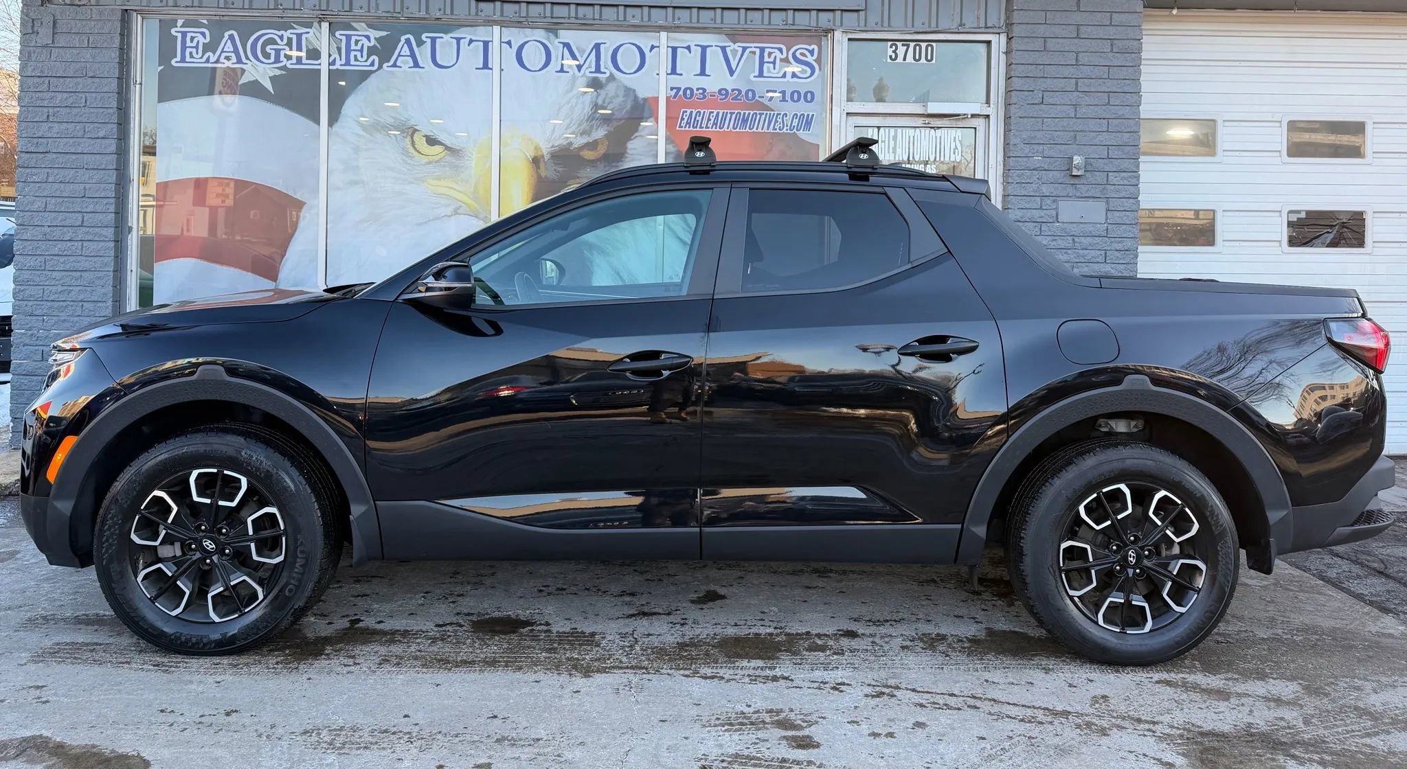 Used 2022 Hyundai Santa Cruz SEL w/ Activity Package image 6