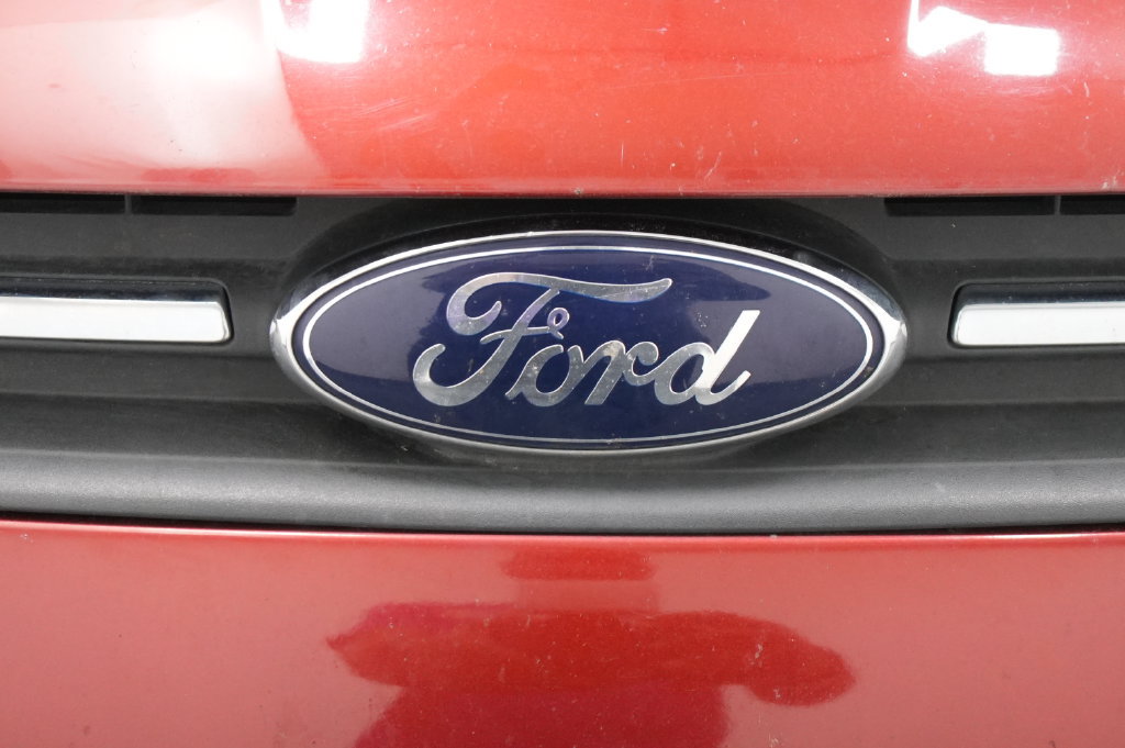Used 2016 Ford Escape SE w/ SE Leather Comfort Package AWD/4WD image 12