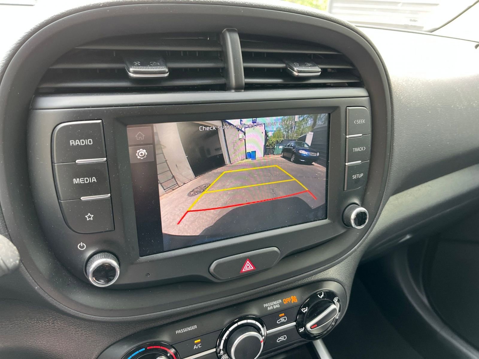 Used 2025 Kia Soul LX w/ LX Technology Package image 20