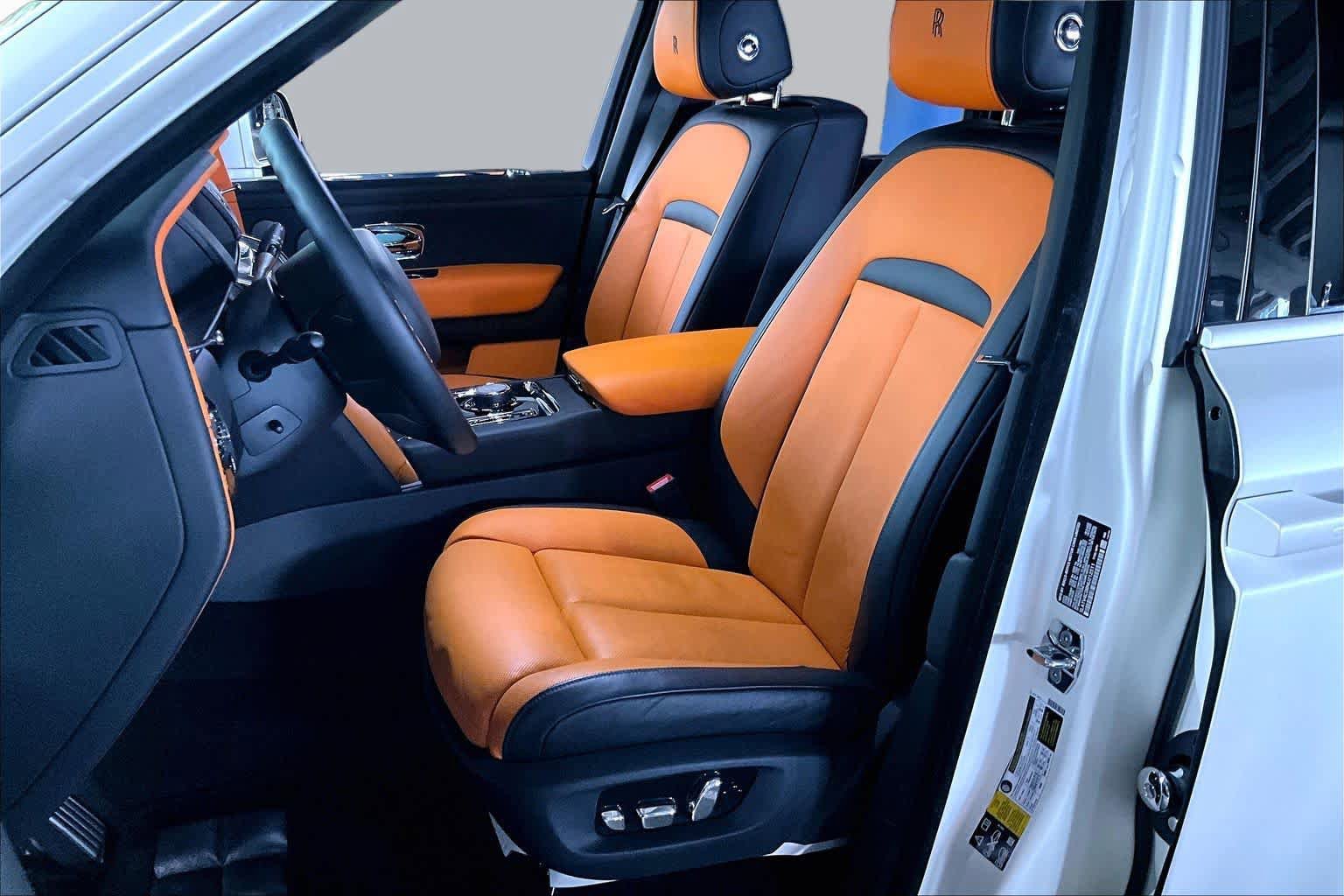 Used 2022 Rolls-Royce Cullinan AWD/4WD image 7