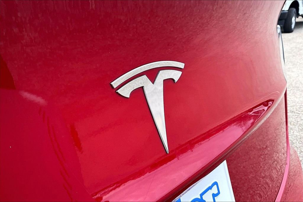 Used 2021 Tesla Model 3 Standard Range Plus RWD image 8
