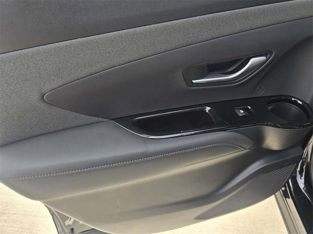 Used 2024 Hyundai Santa Cruz Limited image 13