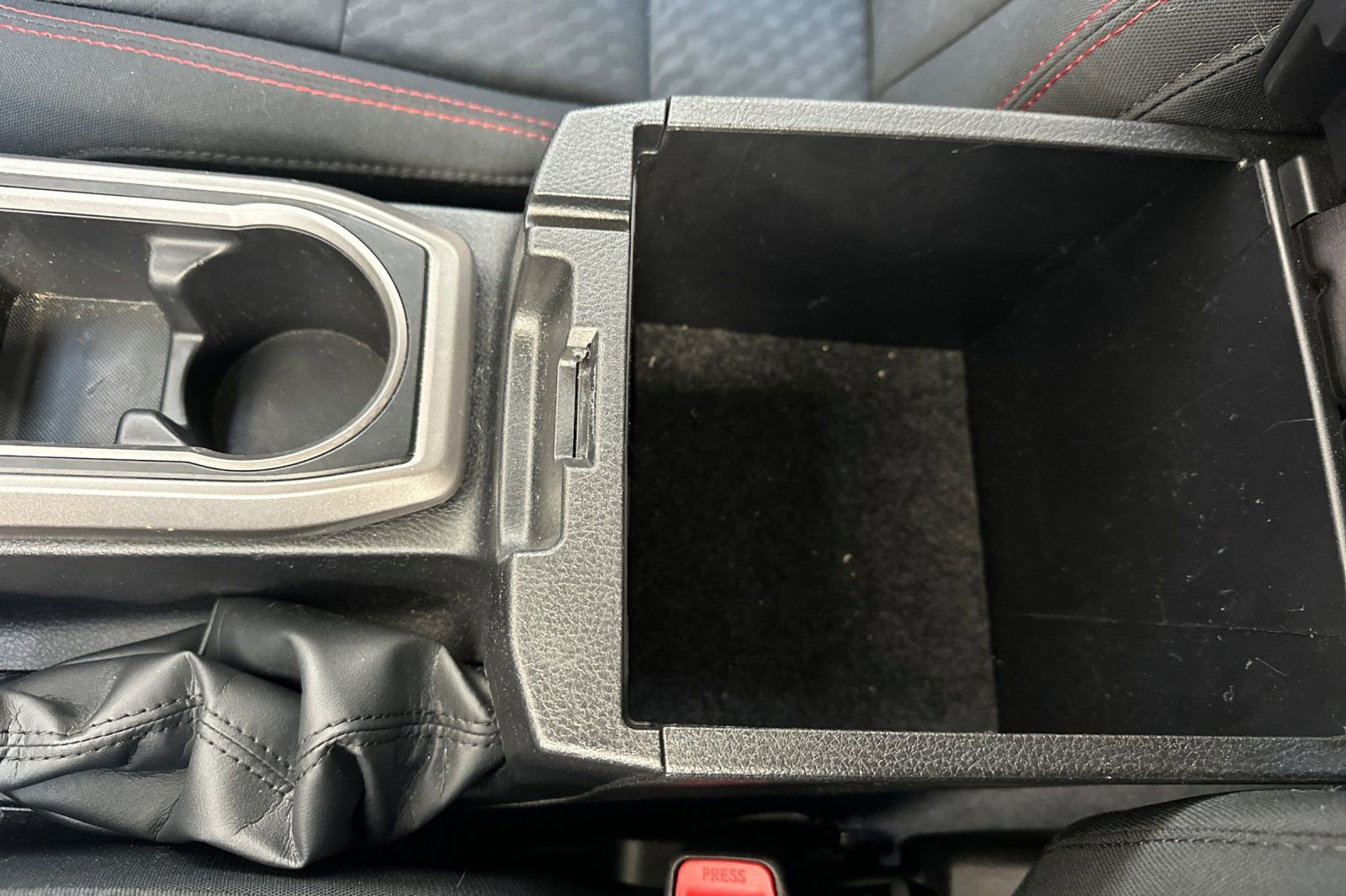 Certified 2022 Toyota Tacoma SR5 image 32