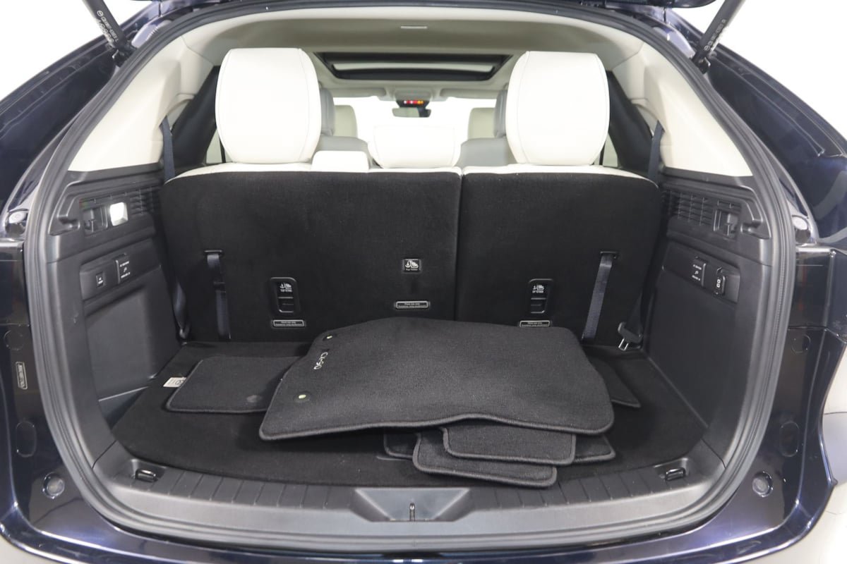 Used 2024 MAZDA CX-90 Plug-In Hybrid w/ Premium Plus AWD/4WD image 50