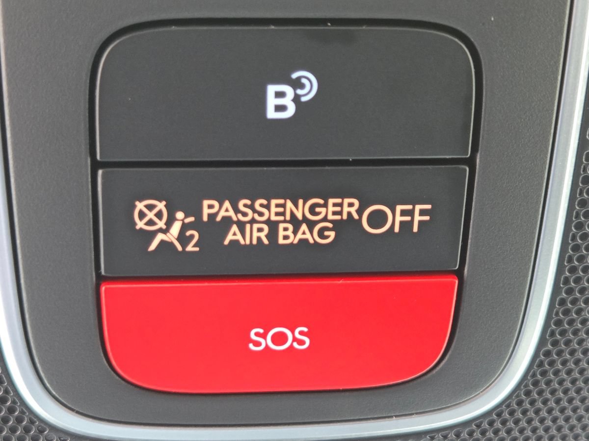 New 2027 Hyundai Kona SE AWD/4WD image 10