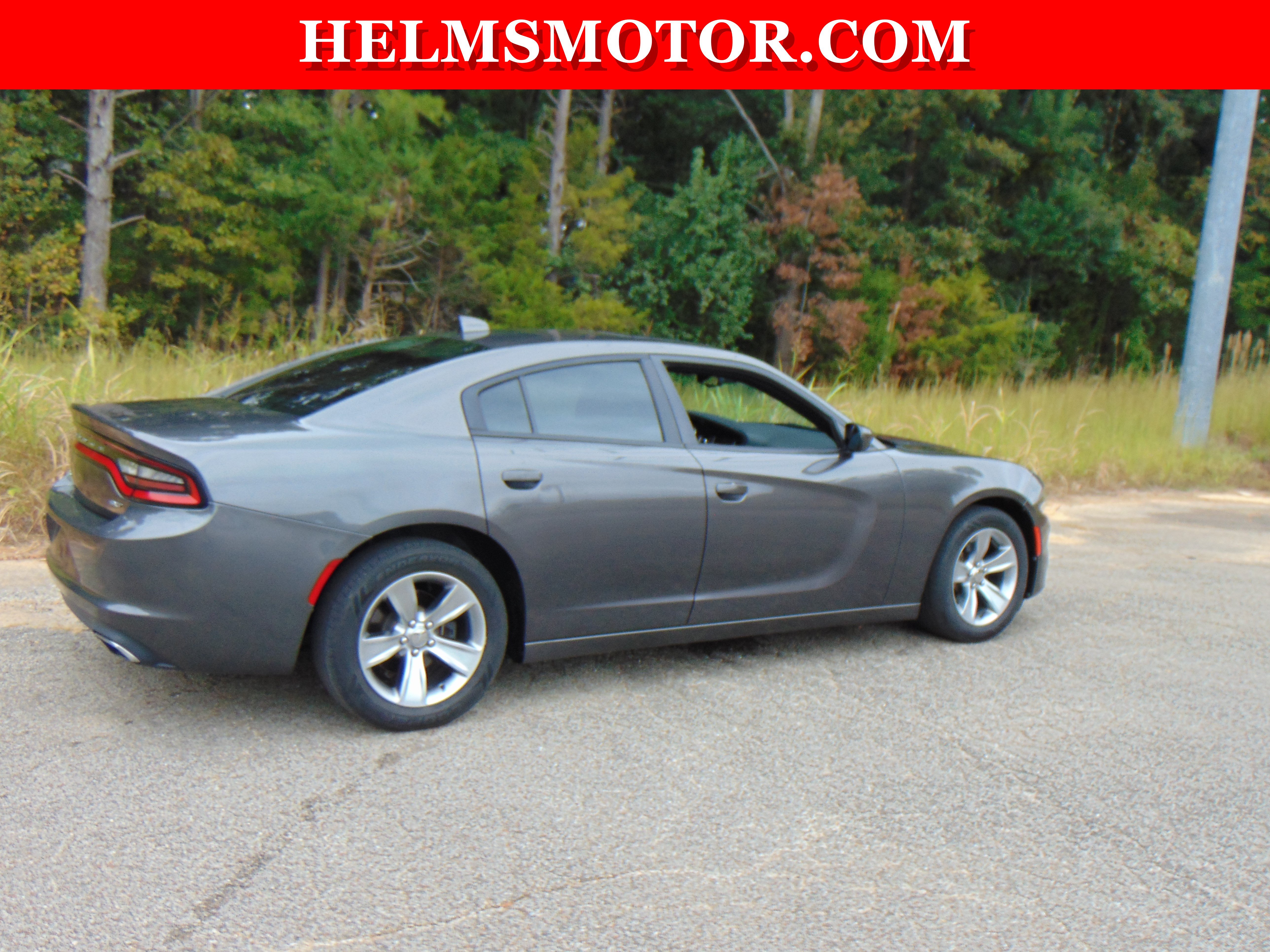 Used 2015 Dodge Charger SXT RWD image 19