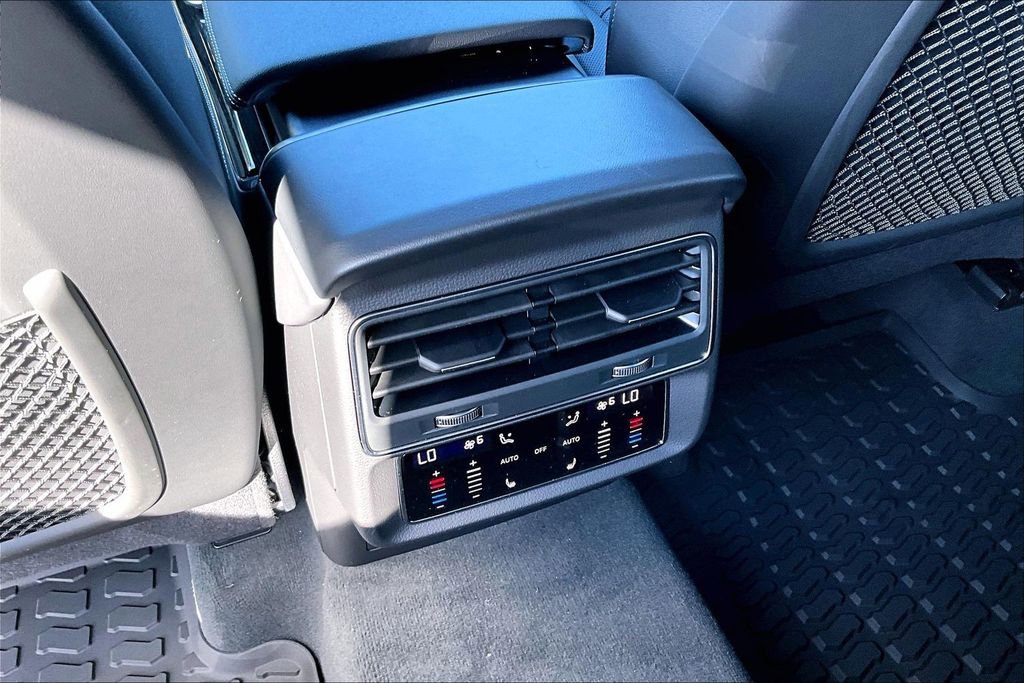 New 2026 Audi Q7 3.0T Premium Plus image 18