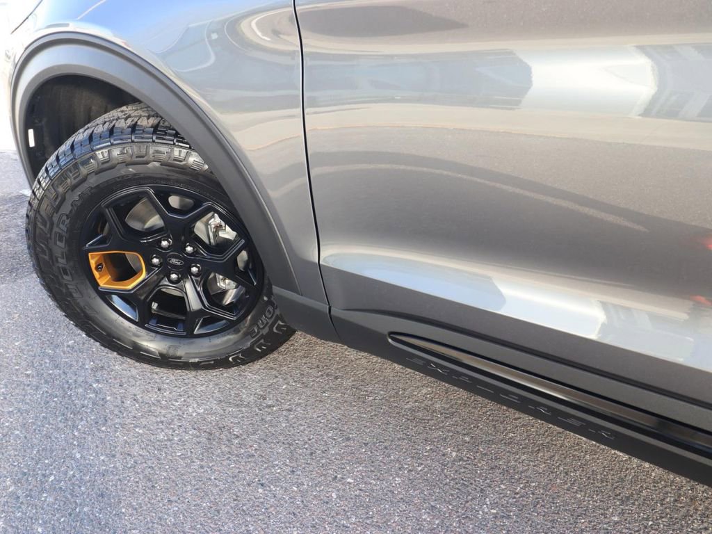 New 2026 Ford Explorer Tremor w/ Tremor Ultimate Package image 4
