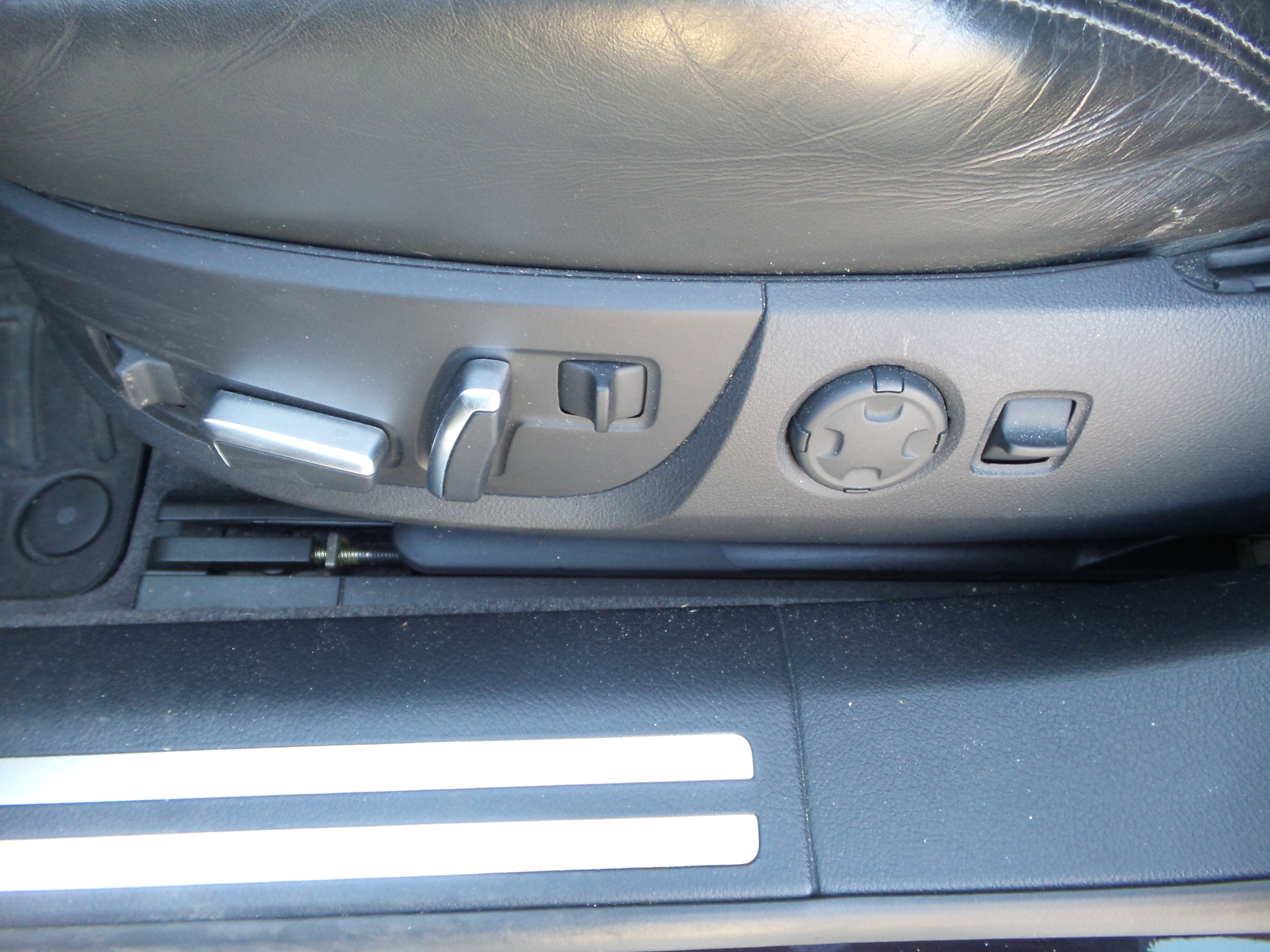 Used 2009 Audi S8 AWD/4WD image 56