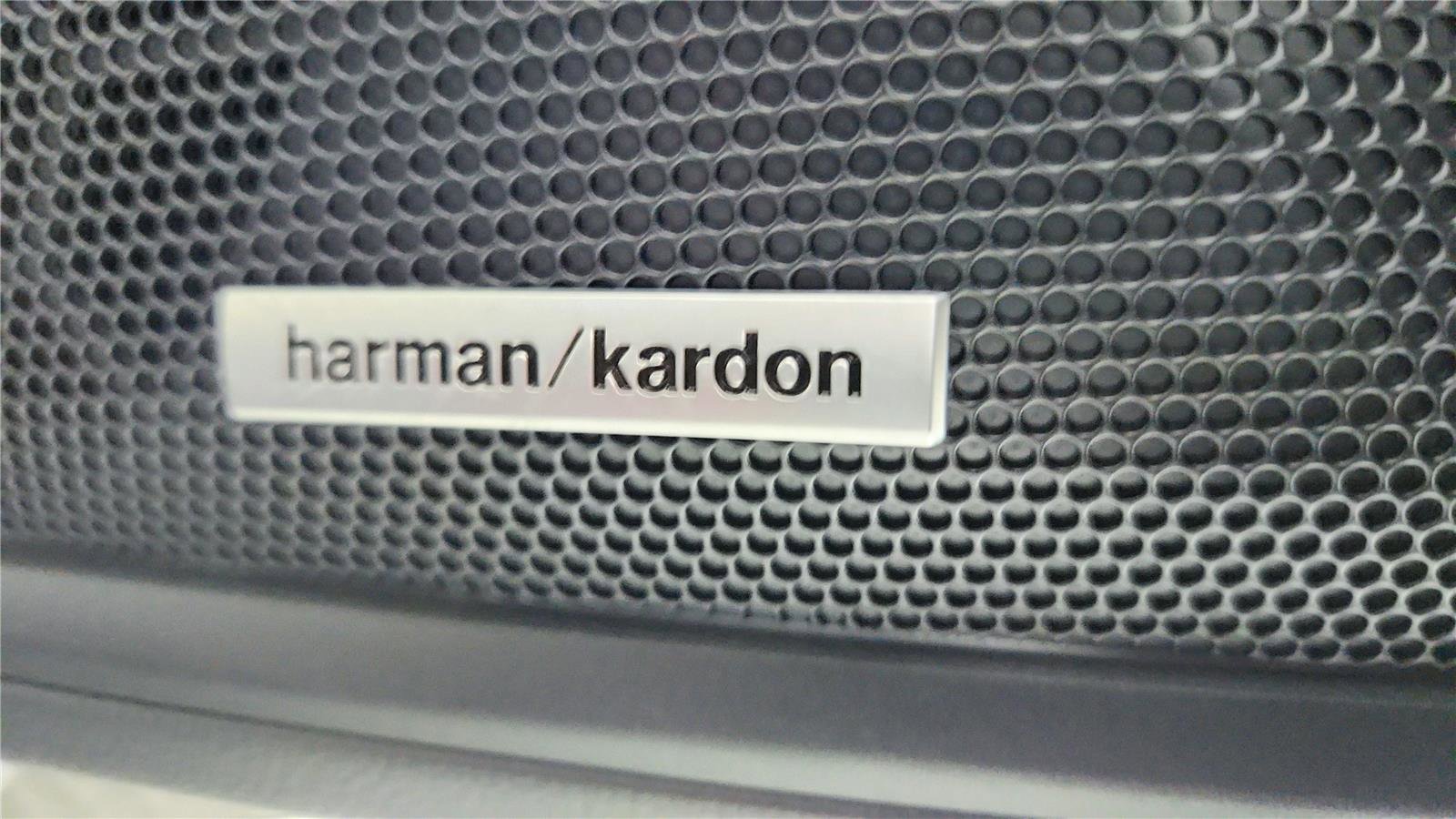 Used 2025 Subaru Outback Limited XT image 27