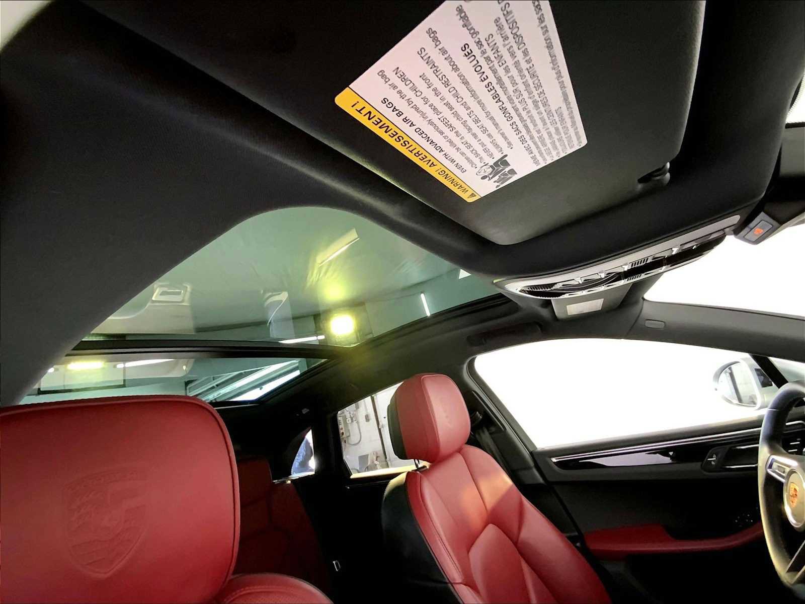 Certified 2023 Porsche Macan image 20