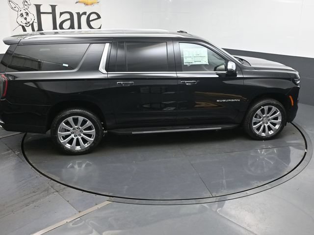 New 2026 Chevrolet Suburban Premier w/ Sun And Tow Package AWD/4WD image 18