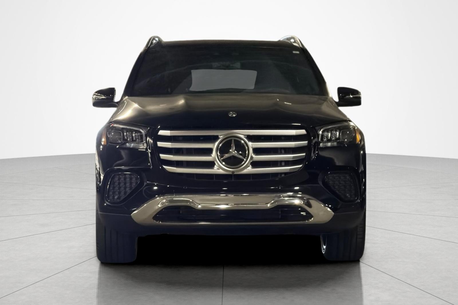 New 2026 Mercedes-Benz GLS 450 4MATIC image 8