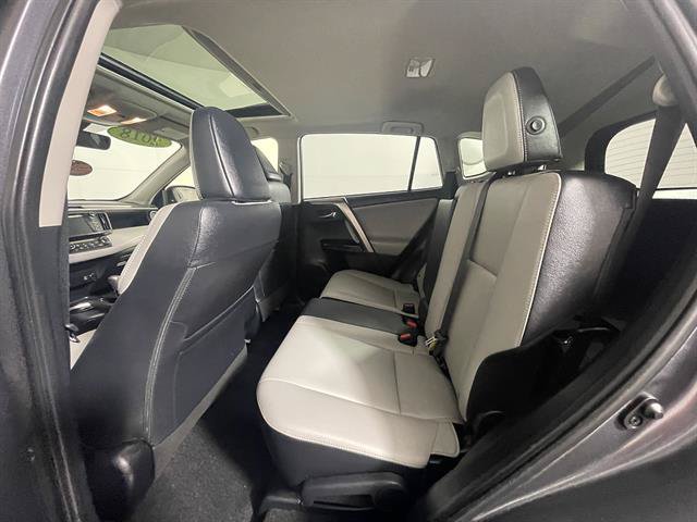 Used 2018 Toyota RAV4 Limited AWD/4WD image 11