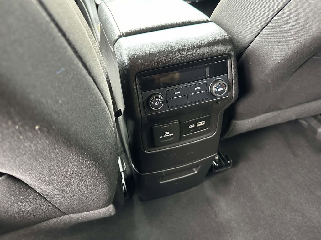 Certified 2021 GMC Acadia SLE w/ Driver Convenience Package image 16