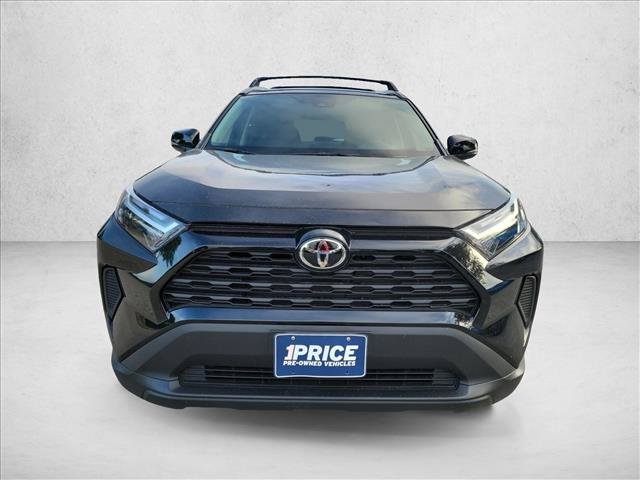 Used 2025 Toyota RAV4 XLE w/ Convenience Package FWD image 2