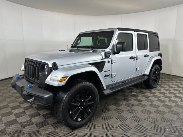 Used 2023 Jeep Wrangler Unlimited Sahara w/ Cold Weather Group image 7