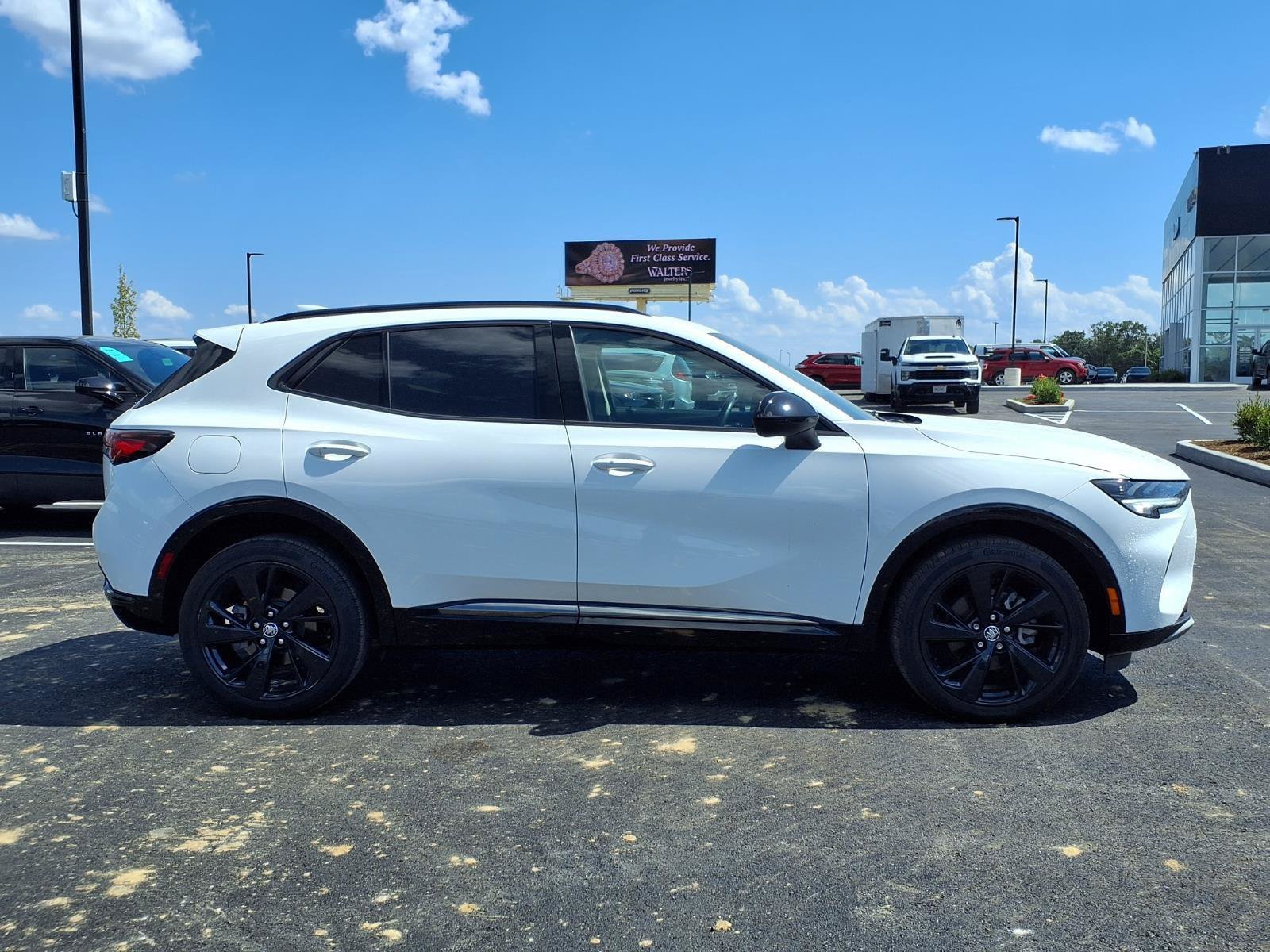 Used 2023 Buick Envision Essence w/ Sport Touring Package AWD/4WD image 29