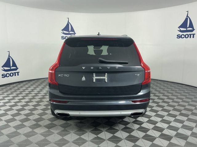 Used 2021 Volvo XC90 T5 Momentum w/ Climate Package AWD/4WD image 5