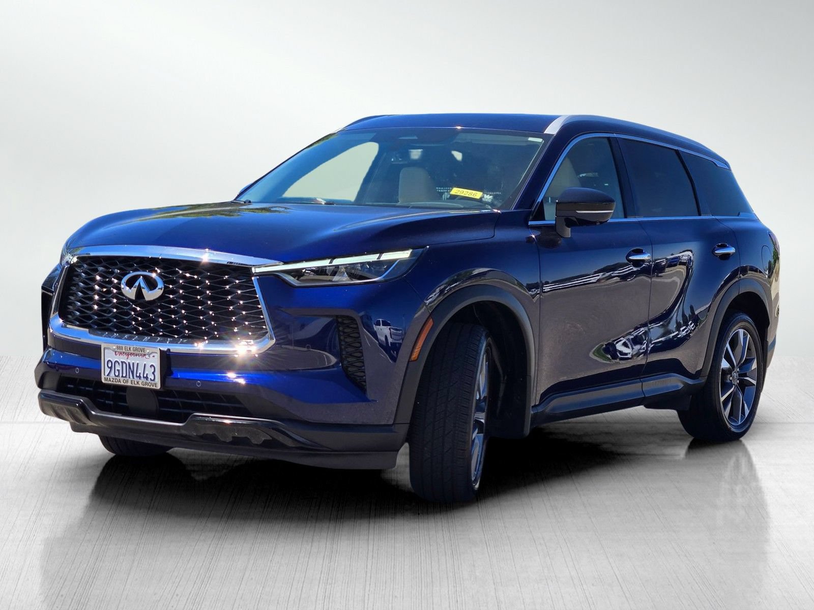 Used 2023 INFINITI QX60 Luxe w/ Cargo Package FWD image 11