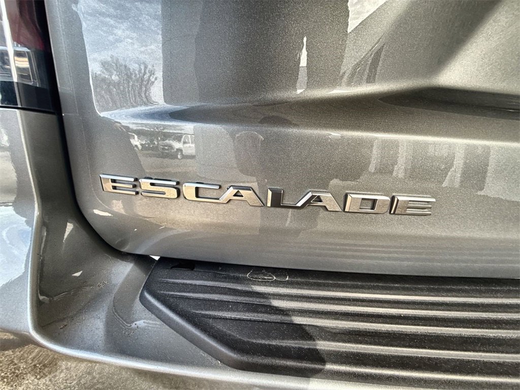 Certified 2024 Cadillac Escalade Sport Platinum w/ Heavy-Duty Trailer Package image 31
