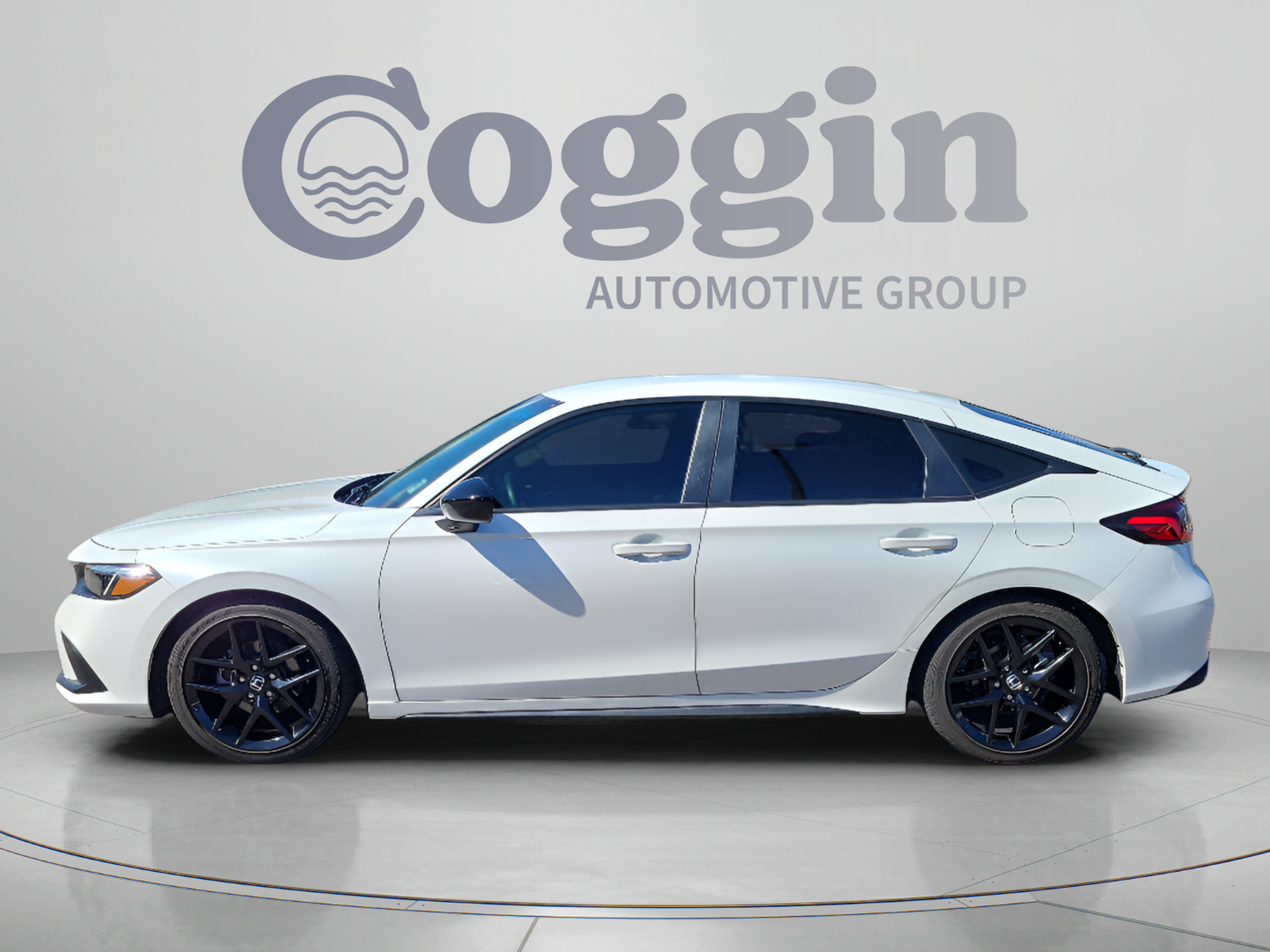Used 2024 Honda Civic Sport image 2