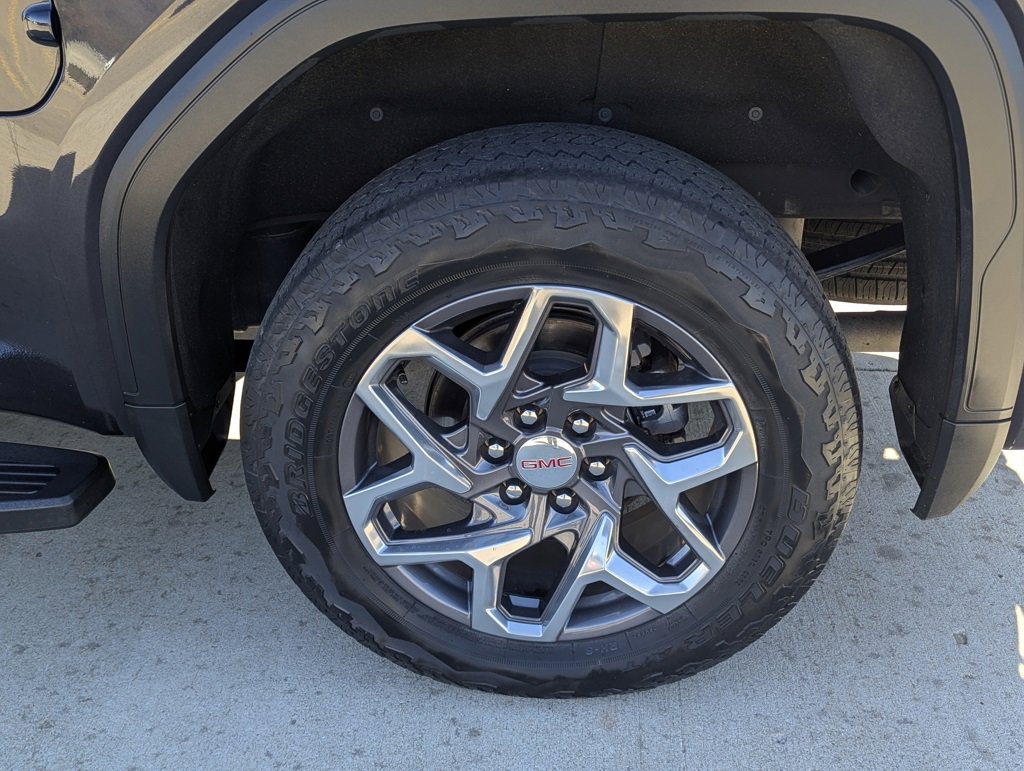 Used 2023 GMC Sierra 1500 SLT w/ SLT Premium Package image 20