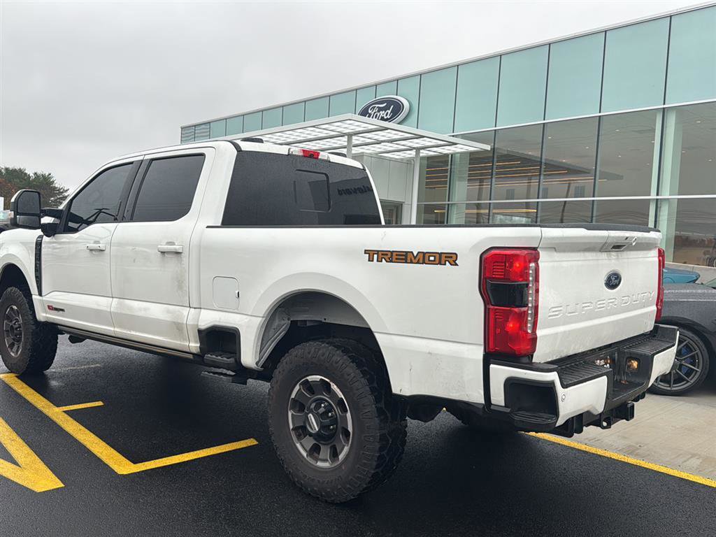 Used 2023 Ford F250 Lariat w/ Lariat Ultimate Package image 10