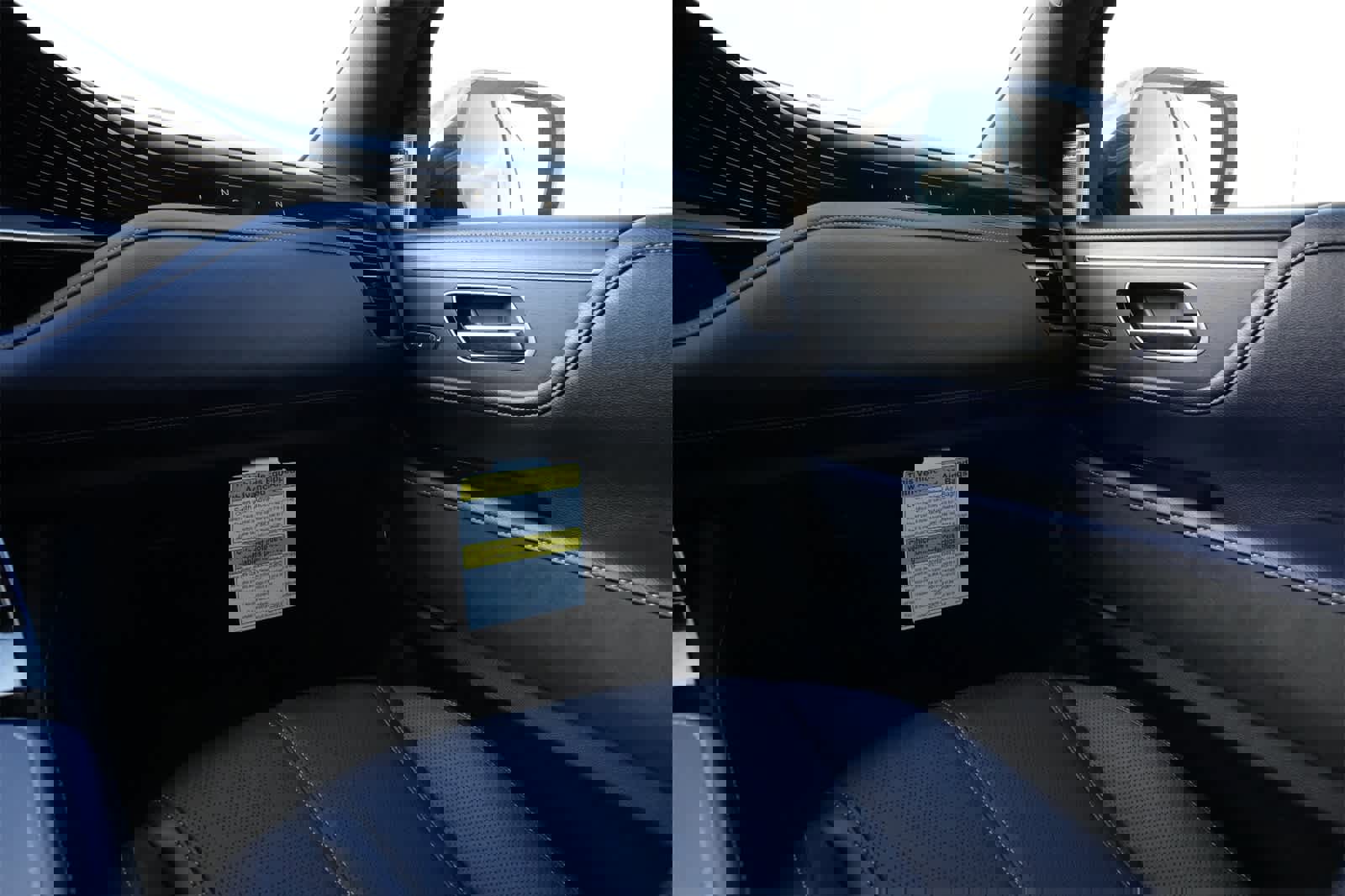 New 2026 INFINITI QX80 4WD image 8