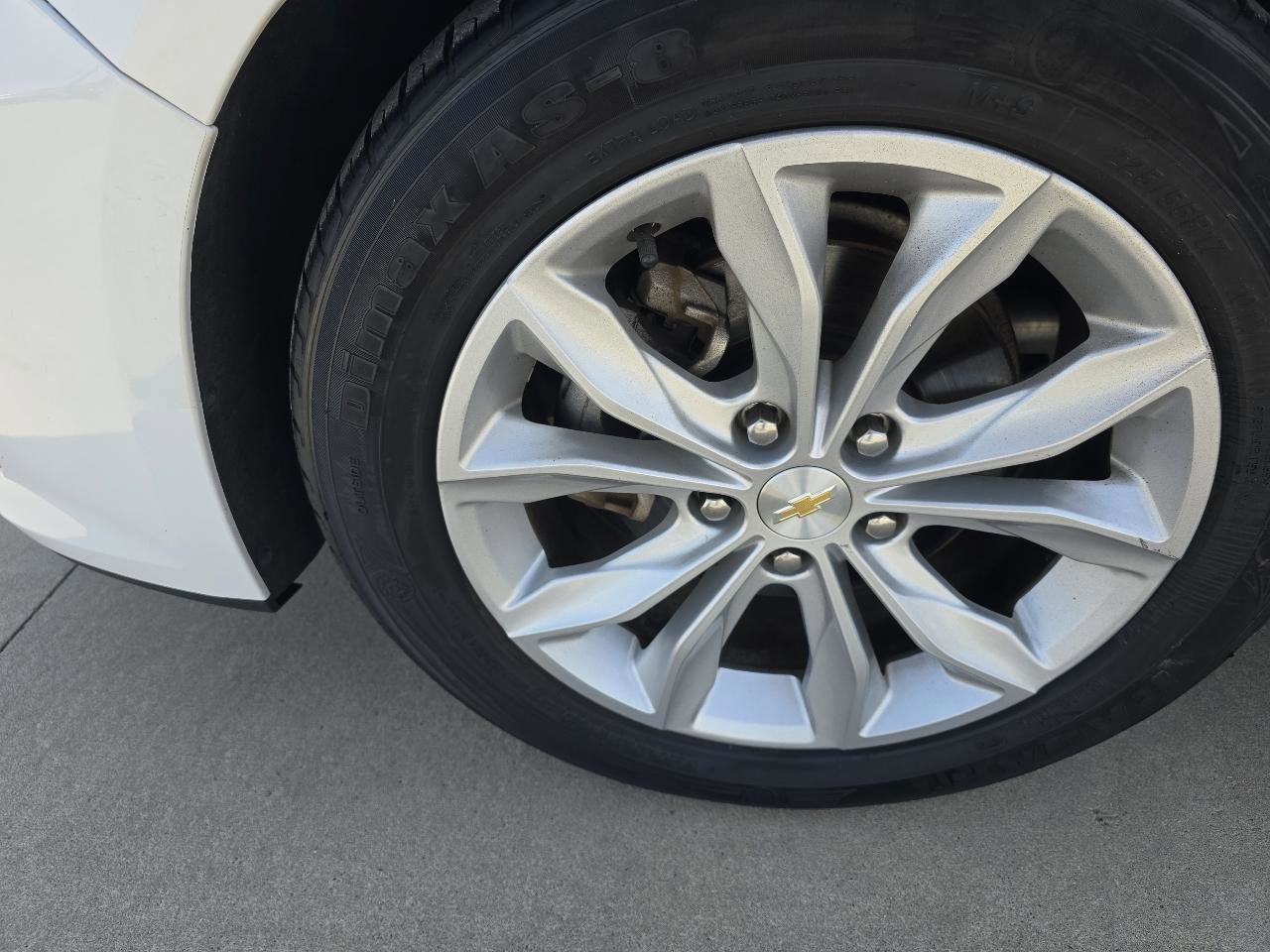 Used 2023 Chevrolet Malibu LT FWD image 9