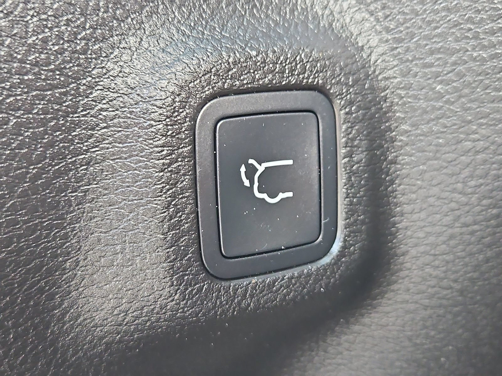 Used 2022 Jeep Compass Limited w/ Elite Group AWD/4WD image 19
