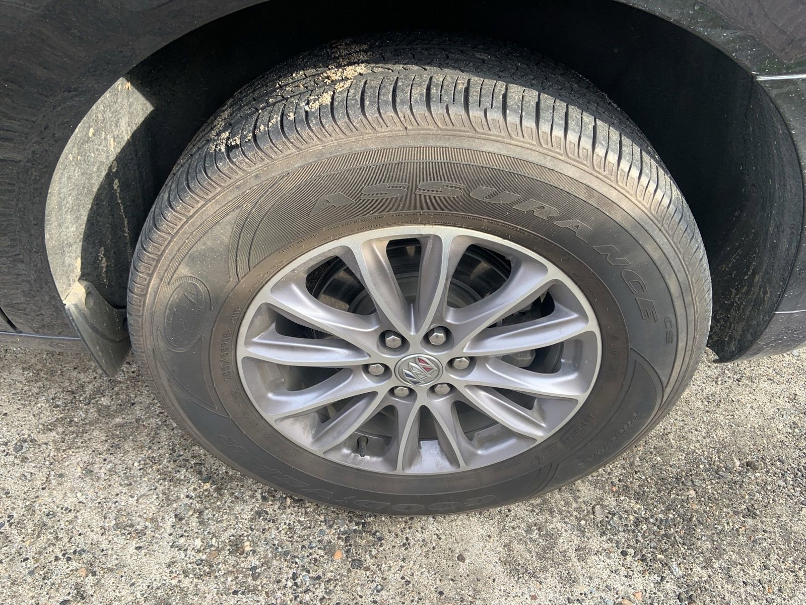 Used 2023 Buick Enclave Premium image 10