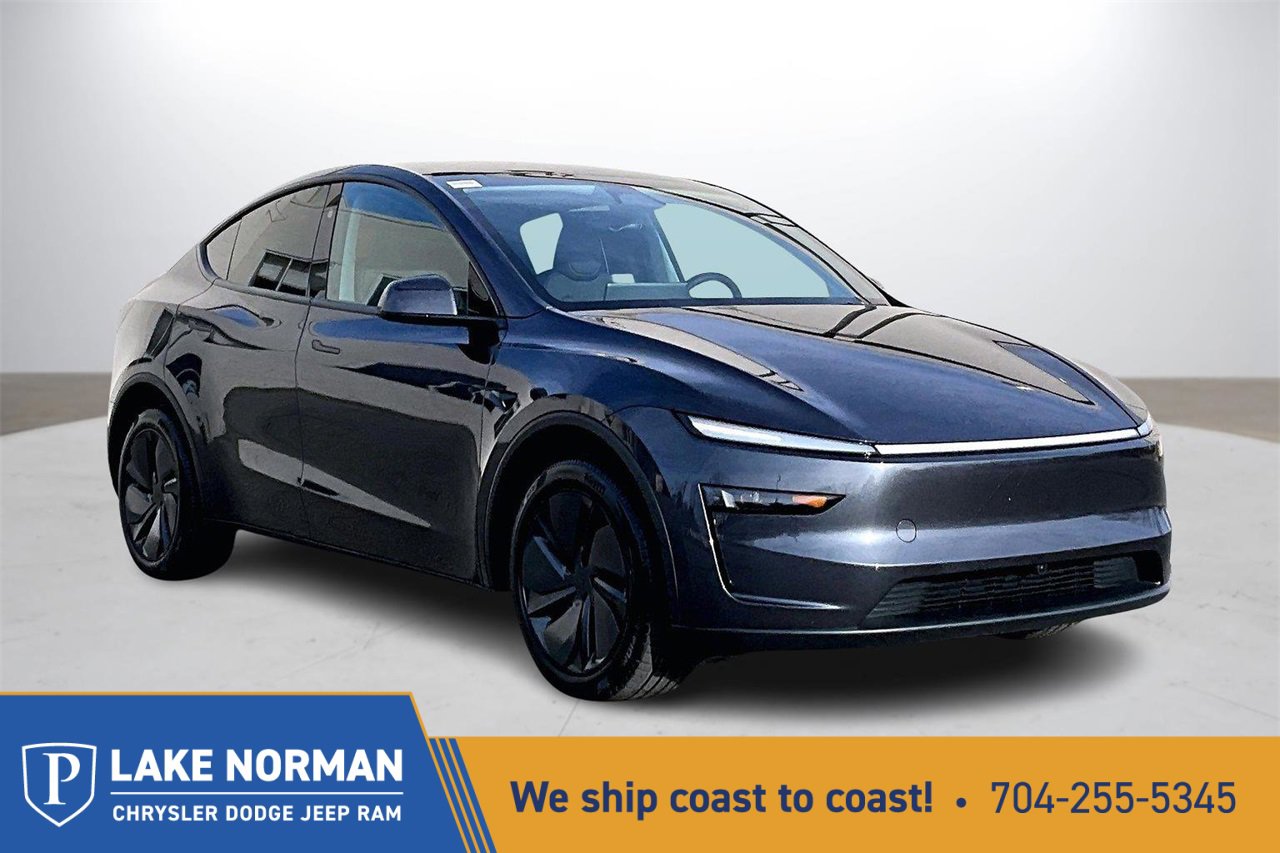 Used 2026 Tesla Model Y Long Range image 1