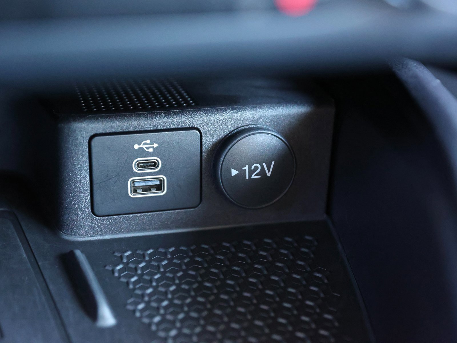 Used 2024 Ford Bronco Sport Heritage w/ Heritage Convenience Package image 29