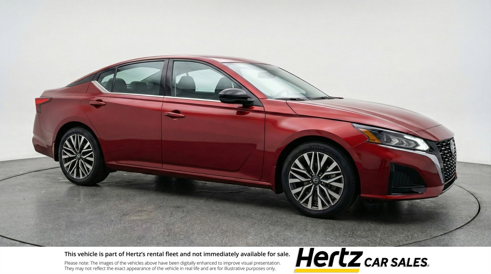 Used 2025 Nissan Altima 2.5 SV image 1