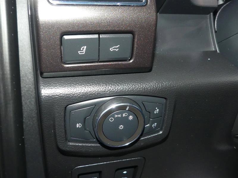 Used 2021 Ford Expedition Max Limited image 29