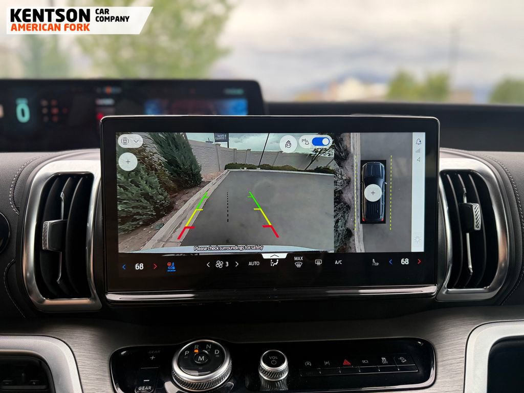 Used 2025 Ford Expedition Platinum AWD/4WD image 30