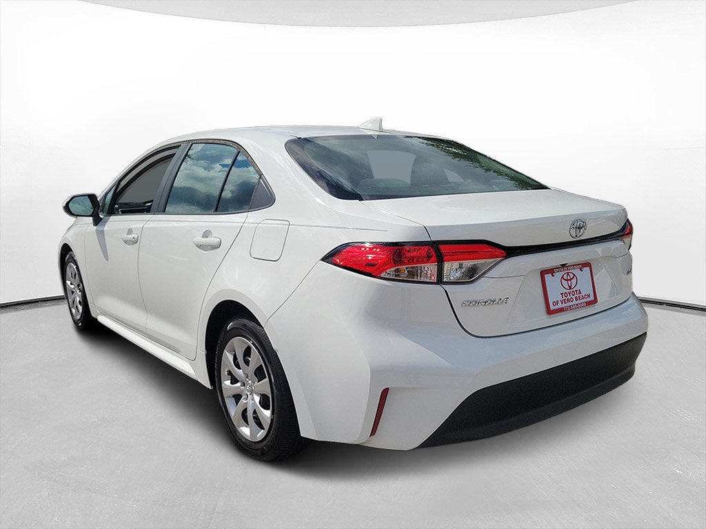 Used 2024 Toyota Corolla LE FWD image 6