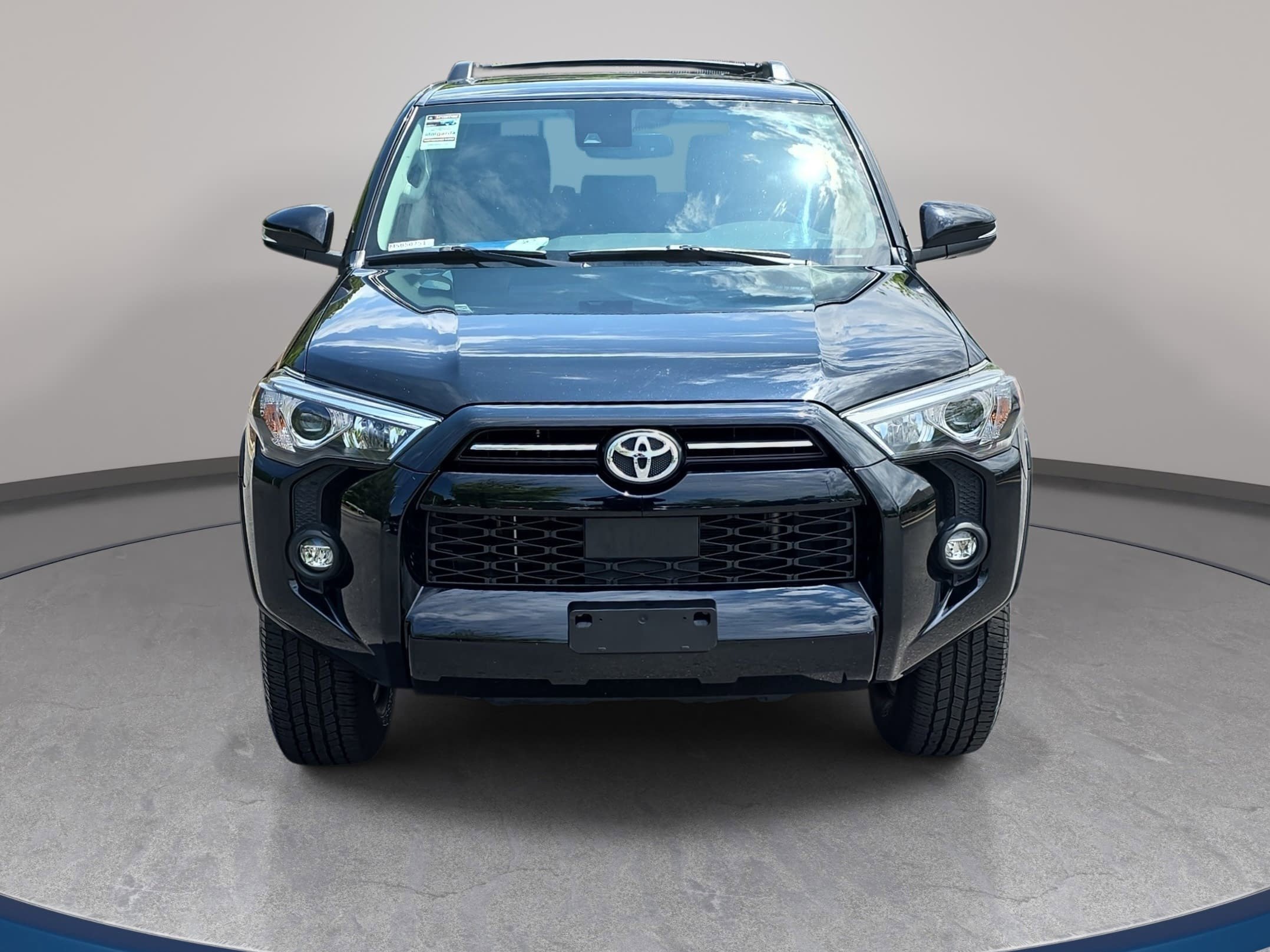 Used 2021 Toyota 4Runner SR5 Premium w/ Moonroof Package AWD/4WD image 2