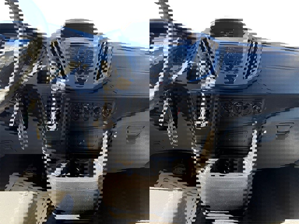 Used 2017 Ford Transit 350 XLT image 11