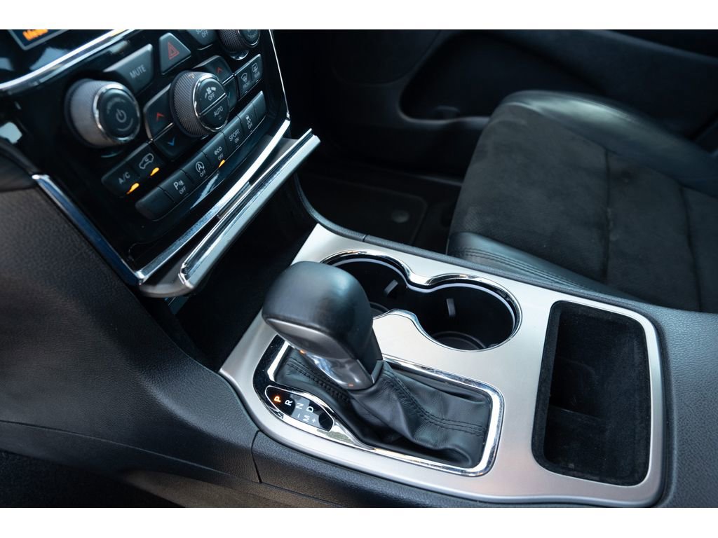 Used 2021 Jeep Grand Cherokee Laredo X image 23